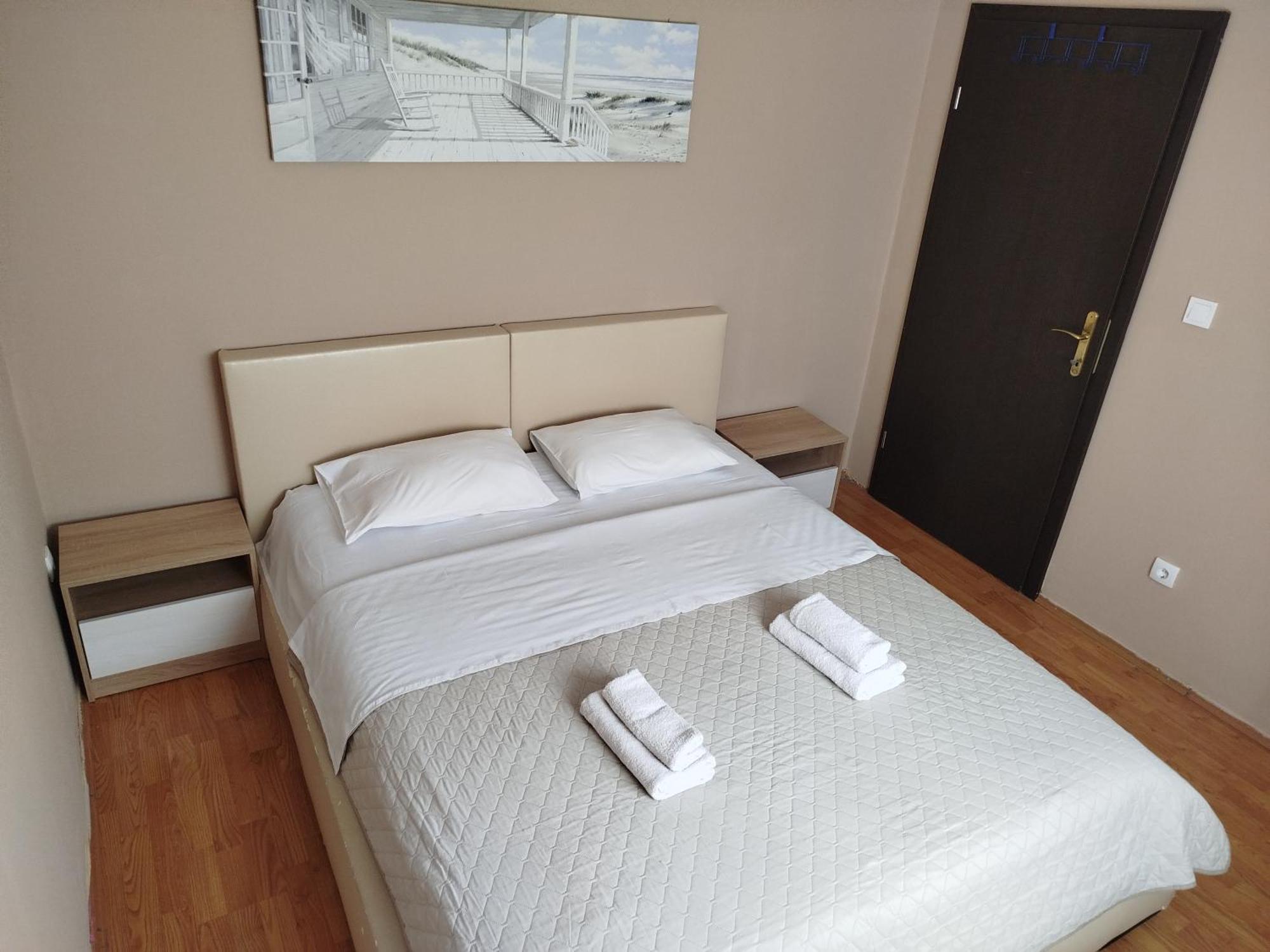 Apartment Filipovic พอดโกริกา ภายนอก รูปภาพ